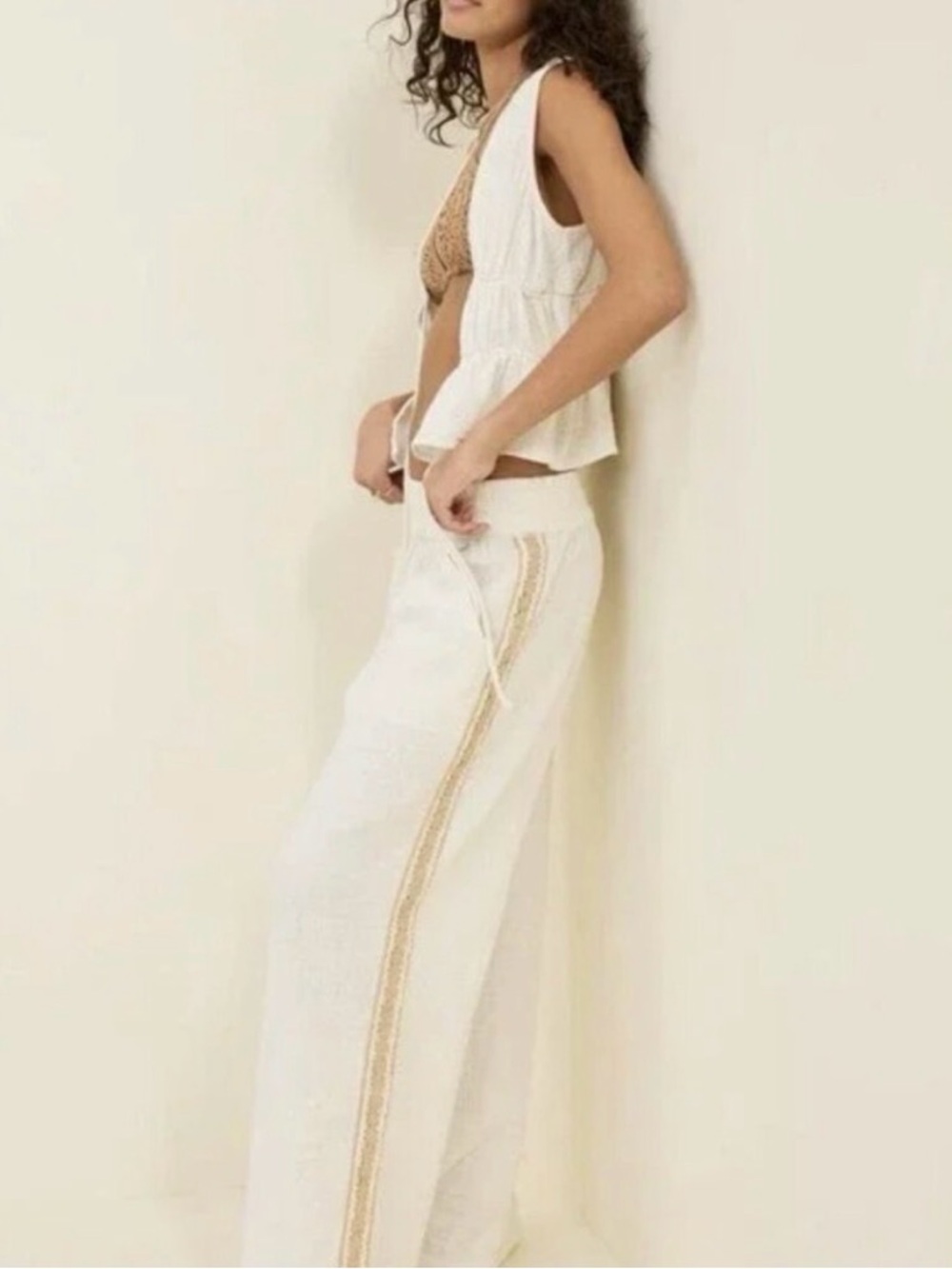 Aerie Cream Textured Wide Leg Lounge Pants with crochet stripes at sides sz M